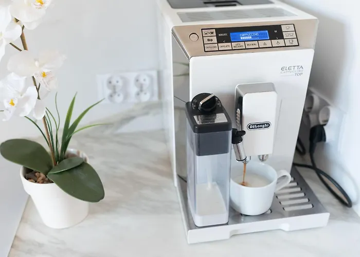 Bianco Crema Przy Jasnej Gorze דירה